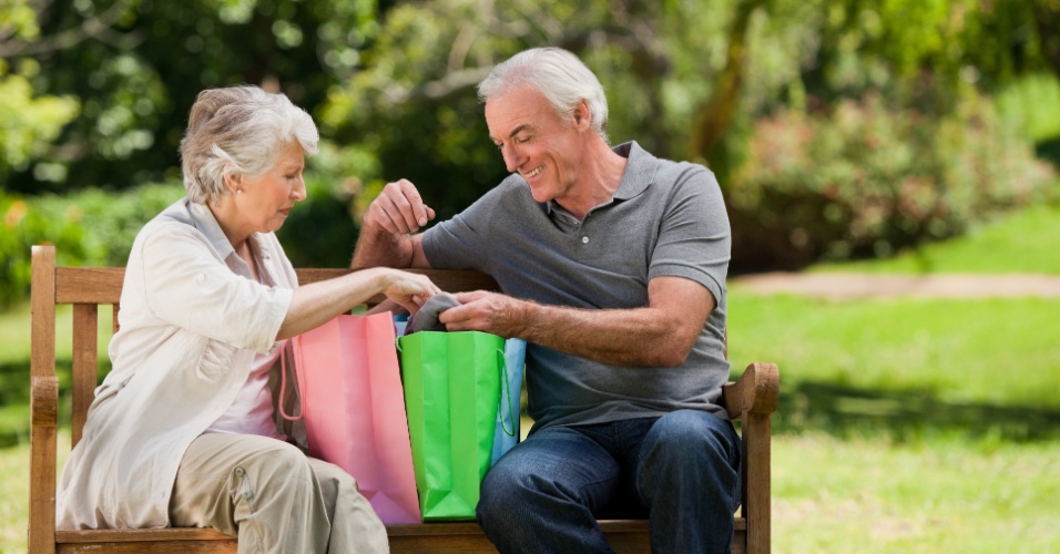 Seis características relevantes sobre os hábitos de compra da população acima de 60 anos