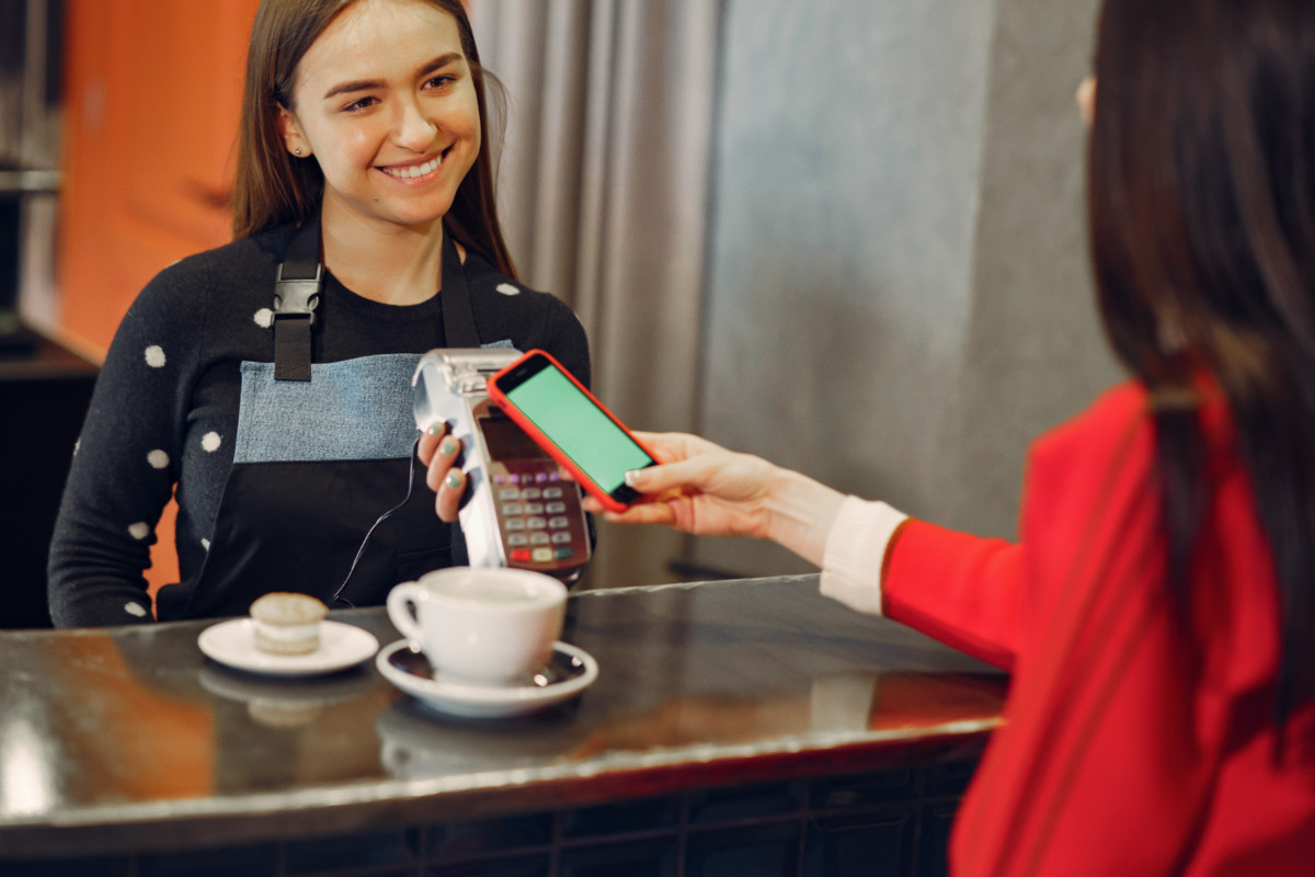 5 dicas de como atender cliente exigente e deixá-lo satisfeito