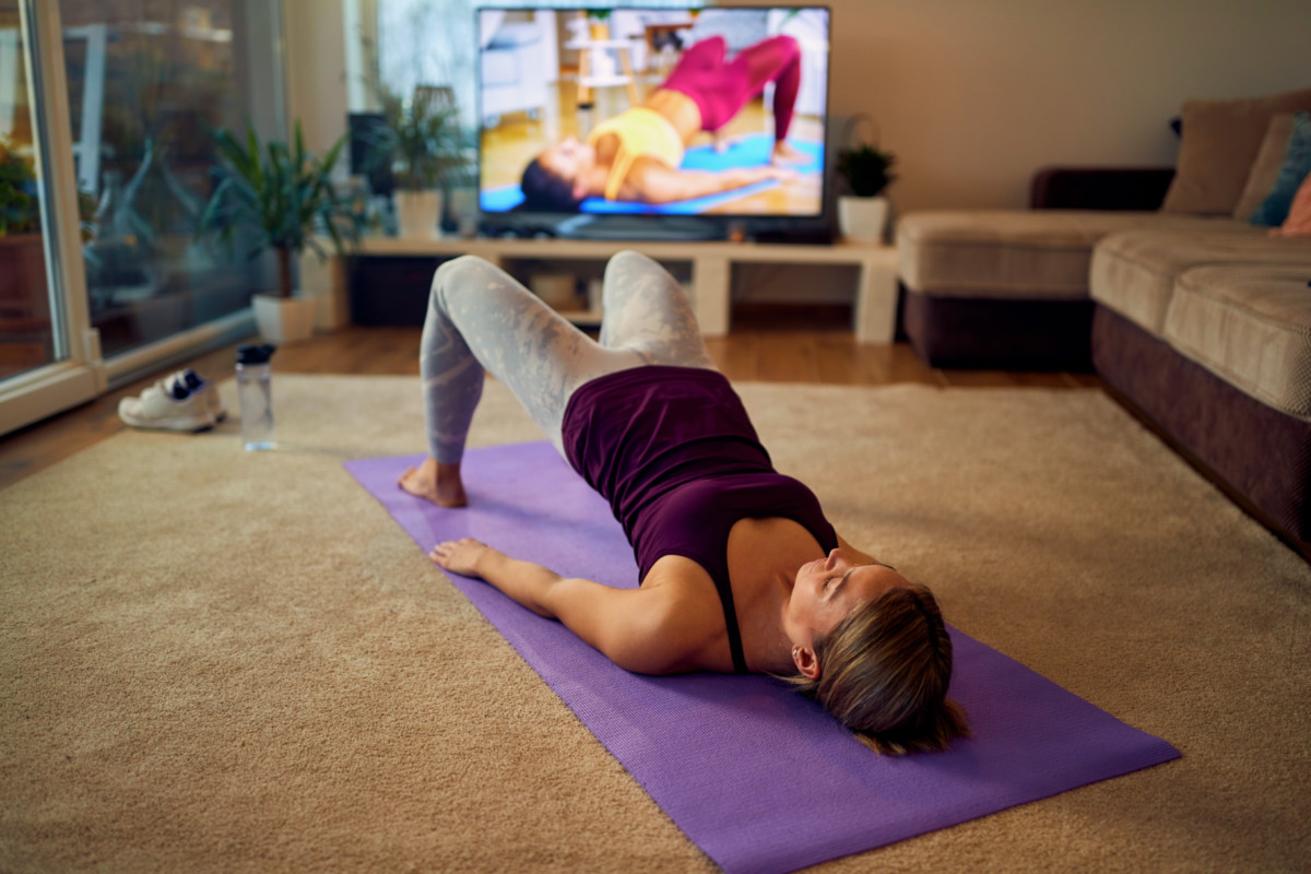 8 exercícios caseiros para se manter em forma